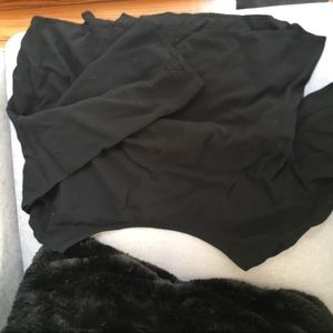 Mid sleeve button up back crop tee